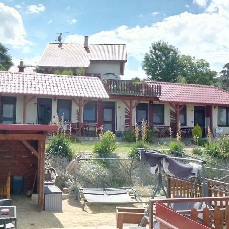 Penzion Nad Jezerem Pavlov Buitenkant foto